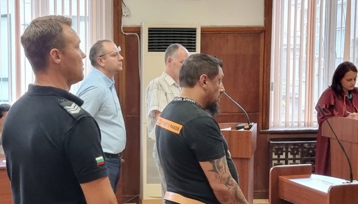 Не съм виновен. Малкият падна, удари си главата и изпадна в безсъзнание, каза Генджебай Зюки Мехмед