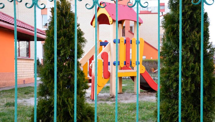 Не е предвидено достатъчно време за задължителната дезинфекция на помещенията, притесняват се русенци Не е предвидено достатъчно време за задължителната дезинфекция на помещенията, притесняват се русенци