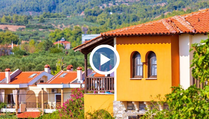 Българите, които живеят там или са на почивка, могат да гласуват в местната гимназия