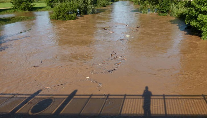 Проливни дъждове се изляха в южната част на страната Проливни дъждове се изляха в южната част на страната