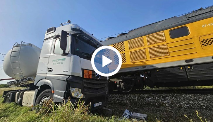 Шофьорът на цистерната е в реанимацията на болницата в Стара Загора със счупени ребра и травми на белия дроб