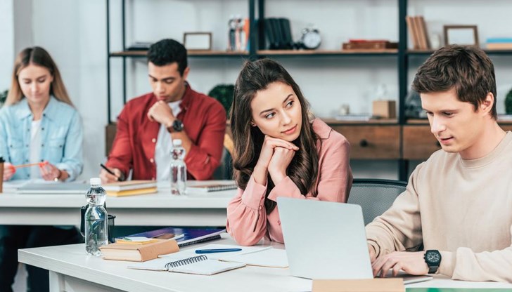 Студентските такси се увеличават за учебната 2024/2025 година Студентските такси се увеличават за учебната 2024/2025 година