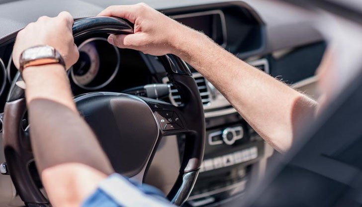 Мъжът е предал превозното средство на полицията Мъжът е предал превозното средство на полицията