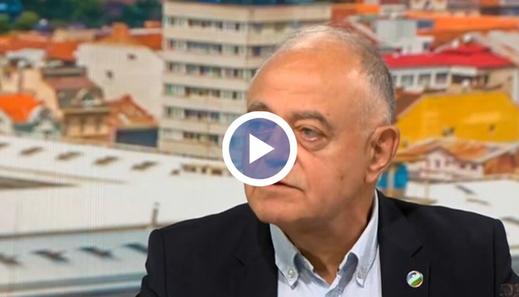 Той отбеляза, че в предишното управление му е било предлагано да заеме поста на шеф на ДАНС