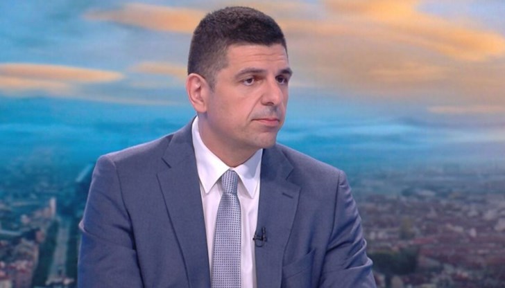 След консултациите при президента Румен Радев вчера лидерът на ГЕРБ обяви, че партията ще предложи правителство на малцинството