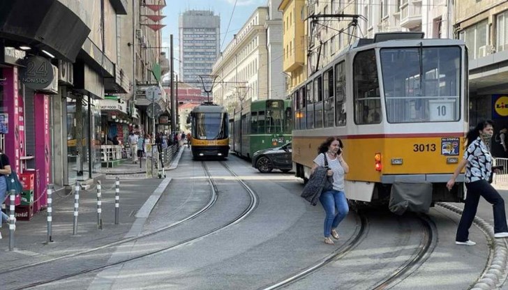 Пострадалият мъж е в тежко състояние Пострадалият мъж е в тежко състояние
