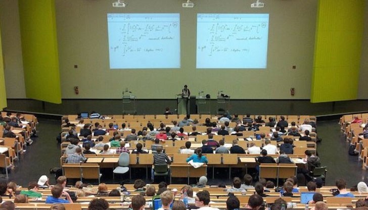 Новоназначените млади учени ще получават възнаграждение от 1200 лева на месец Новоназначените млади учени ще получават възнаграждение от 1200 лева на месец