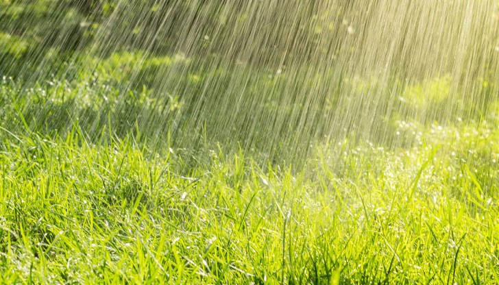 В Южна и Източна България предупреждението е за горещо време с максимални температури до 37-38 градуса В Южна и Източна България предупреждението е за горещо време с максимални температури до 37-38 градуса