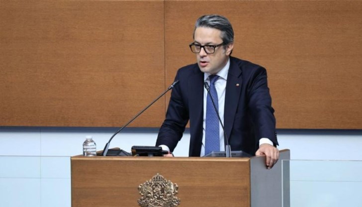 Това заяви Тома Биков от ПГ на ГЕРБ-СДС в декларацията с приоритетите на формацията в новия парламент