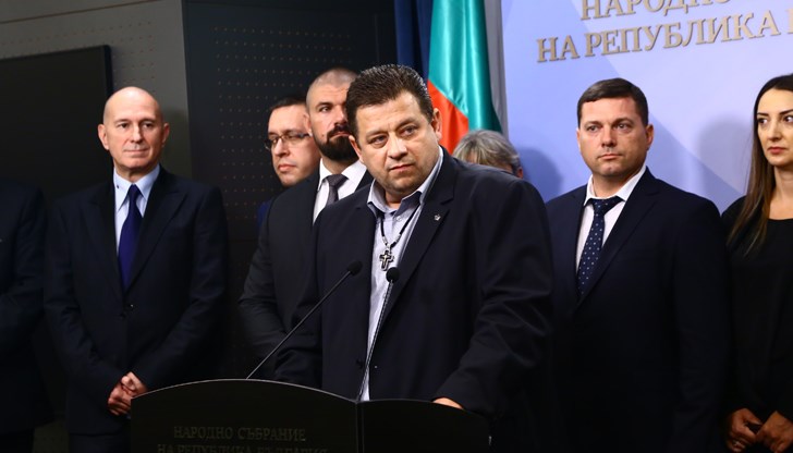 Подложен е на изпитание моя личен и обществен авторитет, заяви лидерът на партия "Величие"