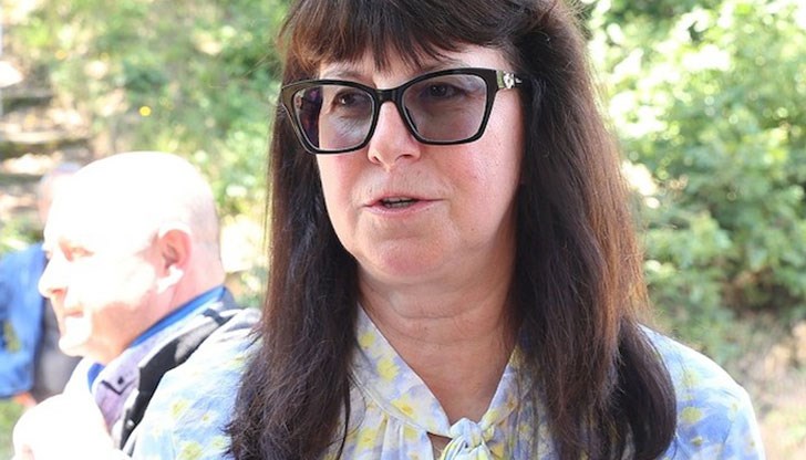 Здравният министърът коментира, че по-малко лекари заминават от страната, но недостиг на кадри в системата има Здравният министърът коментира, че по-малко лекари заминават от страната, но недостиг на кадри в системата има