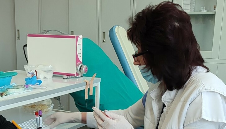 И при трите причината не е инцидент, а заболявания и операции