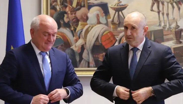 Димитър Главчев поиска депутатите да решат кой ще представлява страната на форума, но те не постигнаха съгласие Димитър Главчев поиска депутатите да решат кой ще представлява страната на форума, но те не постигнаха съгласие