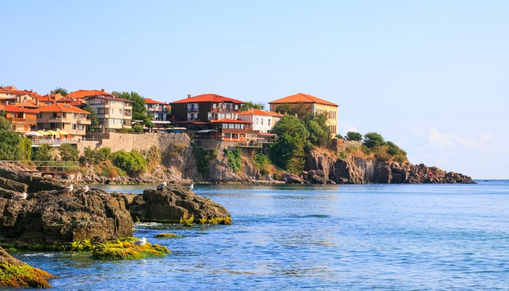 Паркирането на леки МПС ще се заплаща спрямо зоната, в която е обособен паркинга Паркирането на леки МПС ще се заплаща спрямо зоната, в която е обособен паркинга