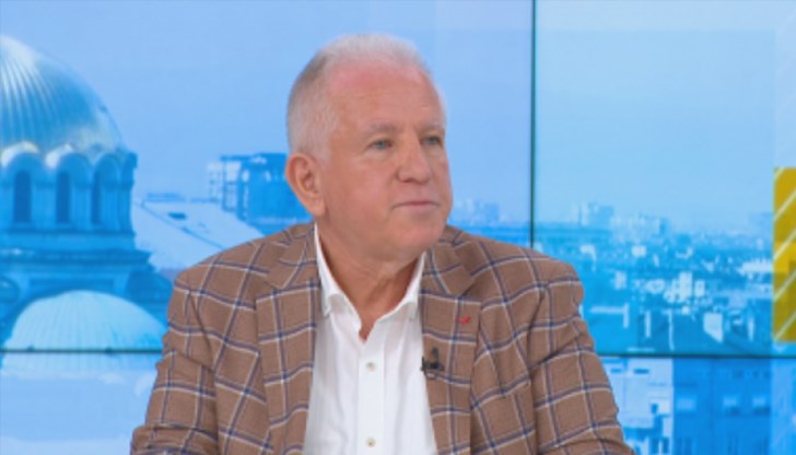 Ахмед Доган ще се опита да си върне партията