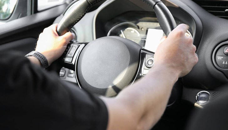 17-годишните ще могат да управляват автомобил, но с придружител 17-годишните ще могат да управляват автомобил, но с придружител