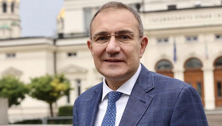 Драгомир Стойнев ще бъде предложен за заместник-председател на парламента Драгомир Стойнев ще бъде предложен за заместник-председател на парламента