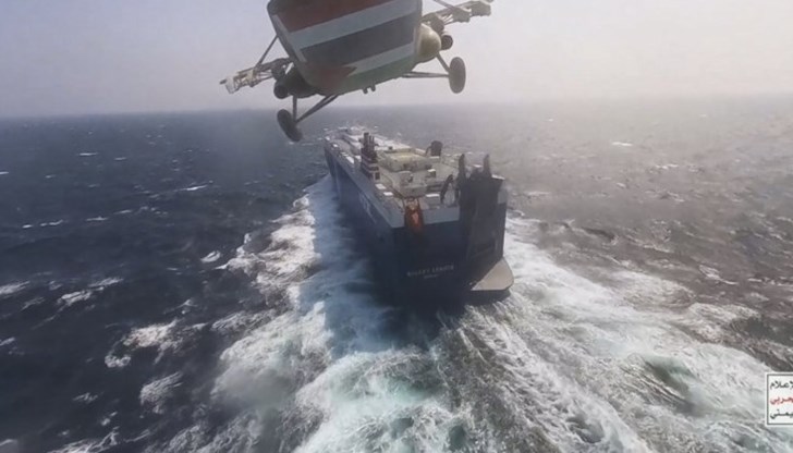 Йеменските бунтовници обявиха, че се атакували американския самолетоносач "Дуайт Айзенхауер" Йеменските бунтовници обявиха, че се атакували американския самолетоносач "Дуайт Айзенхауер"