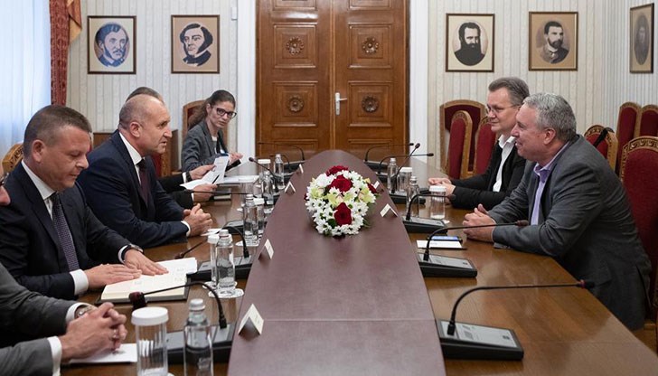 Държавният глава открои значимостта на технологичните решения за конкурентоспособността на сектора