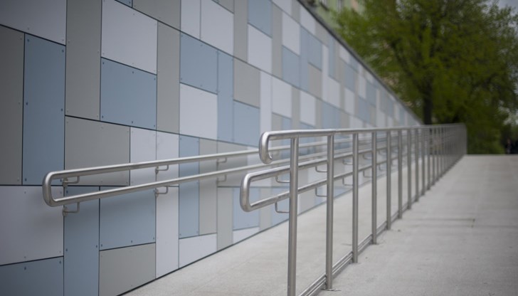 Гражданите ще имат равен достъп до образователни, здравни, трудови, социални и културни услуги и дейности Гражданите ще имат равен достъп до образователни, здравни, трудови, социални и културни услуги и дейности