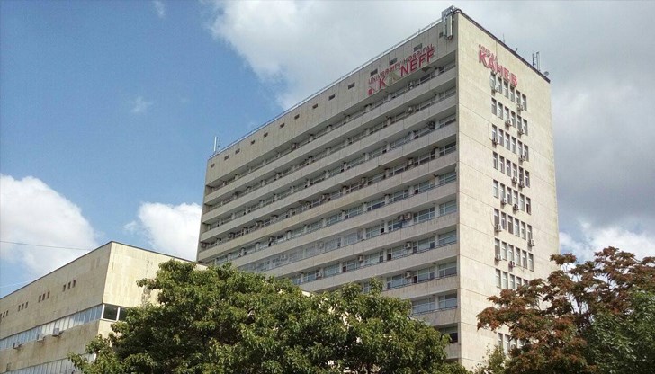 Жената е настанена в интензивното хирургично отделение на УМБАЛ "Канев" в Русе Жената е настанена в интензивното хирургично отделение на УМБАЛ "Канев" в Русе