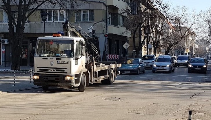 Общинският инспекторат отваря две работни места за водачи на платформи с повдигащо устройство Общинският инспекторат отваря две работни места за водачи на платформи с повдигащо устройство