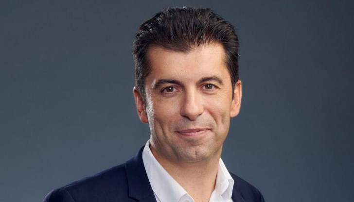 Спорни дебати и противоречиви реакции заляха мрежата след като магистратите обявиха решението си по текстове за промени в Основния закон Спорни дебати и противоречиви реакции заляха мрежата след като магистратите обявиха решението си по текстове за промени в Основния закон