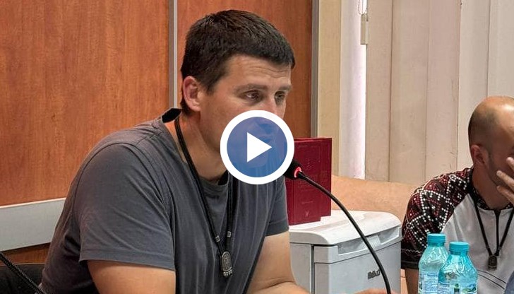 Притежавам запис, който ще предоставя на медиите, заяви той