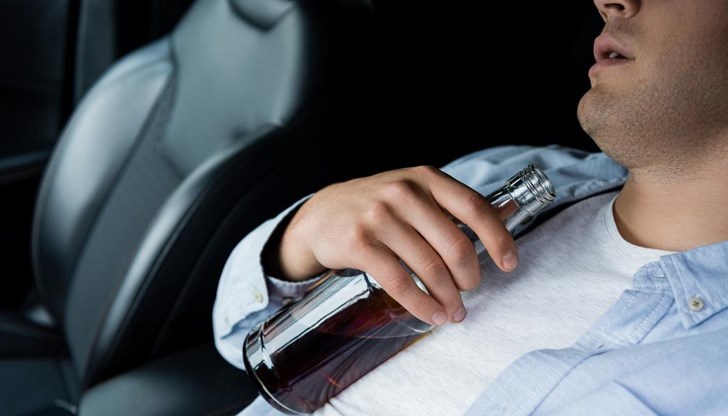 40-годишният мъж седнал зад волана с 1,2 промила 40-годишният мъж седнал зад волана с 1,2 промила