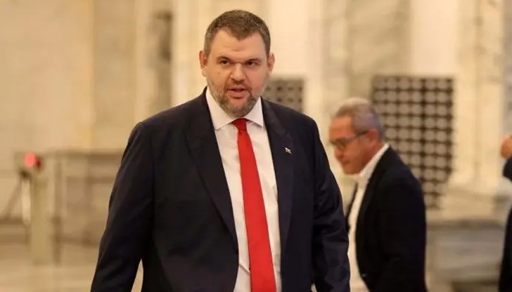 Докладът съдържа подробна информация за разследване на корупционни практики в Агенция "Митници" и евентуалната роля на бившия финансов министър Асен Василев Докладът съдържа подробна информация за разследване на корупционни практики в Агенция "Митници" и евентуалната роля на бившия финансов министър Асен Василев