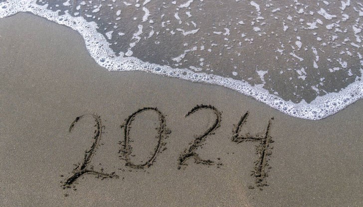 Метеоролозите предупреждават за екстремни температури и нестабилно време през целия месец Метеоролозите предупреждават за екстремни температури и нестабилно време през целия месец