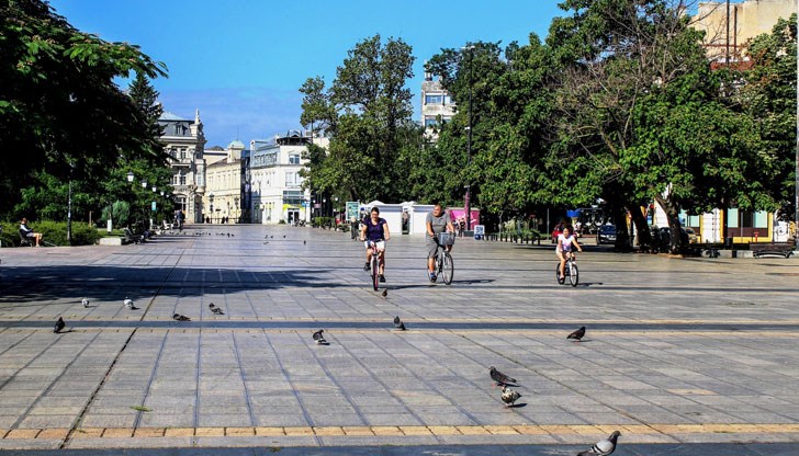 Името Илия символизира сила, решителност и вярност Името Илия символизира сила, решителност и вярност