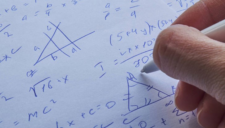 Проверката става в системата с входящ номер и идентификационен код Проверката става в системата с входящ номер и идентификационен код