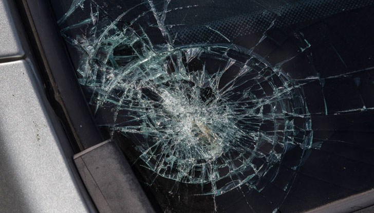 Тежкотоварният трафик се пренасочва по обходен маршрут Тежкотоварният трафик се пренасочва по обходен маршрут