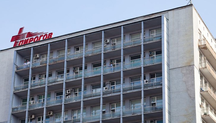 Млад мъж с огнестрелни рани е транспортиран в "Пирогов"