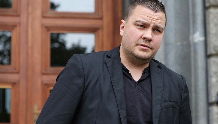 Днес имаше председателски съвет, на който се разбрахме да създадем комисии и те да започнат да работят от следващата седмица Днес имаше председателски съвет, на който се разбрахме да създадем комисии и те да започнат да работят от следващата седмица