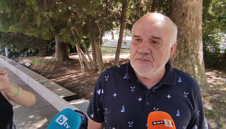 Районната прокуратура в Бургас повдигна обвинения срещу полицая за побоя над младеж край Созопол Районната прокуратура в Бургас повдигна обвинения срещу полицая за побоя над младеж край Созопол