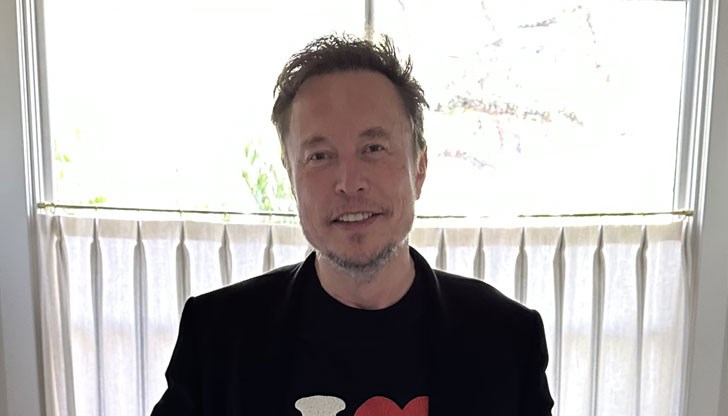 Тръмп беше подложен на нападение по време на публична изява в Пенсилвания Тръмп беше подложен на нападение по време на публична изява в Пенсилвания