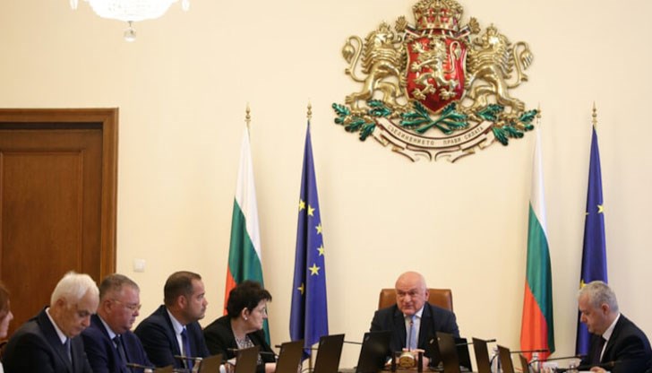 Допълнителни средства ще бъдат използвани за ликвидиране на пожарите и закупуване на необходимото оборудване Допълнителни средства ще бъдат използвани за ликвидиране на пожарите и закупуване на необходимото оборудване