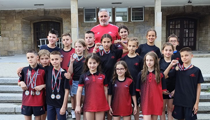 Младите надежди на русенския клуб блестяха с отлични резултати в националната надпревара Младите надежди на русенския клуб блестяха с отлични резултати в националната надпревара
