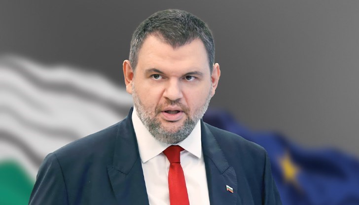 Лидерът на ДПС критикува инсталирането на зависими фигури в политиката Лидерът на ДПС критикува инсталирането на зависими фигури в политиката