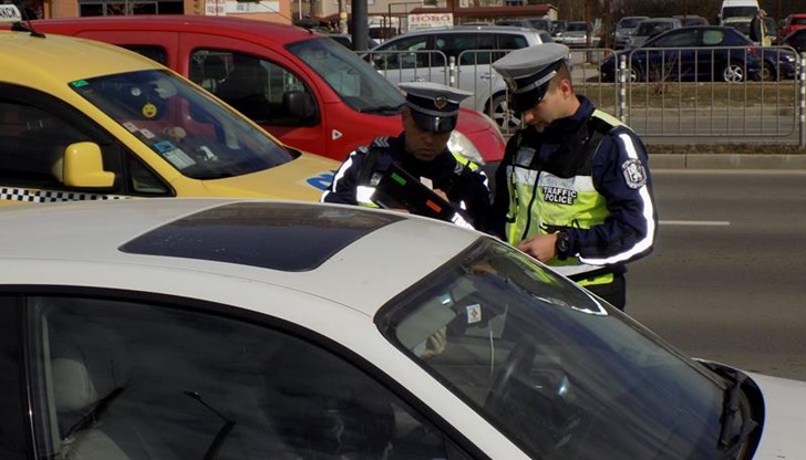 34-годишна жена от Русе задържана след положителен тест за наркотици на ул. "Мария Луиза" 34-годишна жена от Русе задържана след положителен тест за наркотици на ул. "Мария Луиза"