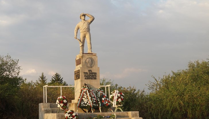 Русе е домакин на тържествата за годишнината от създаването на българския военен флот Русе е домакин на тържествата за годишнината от създаването на българския военен флот