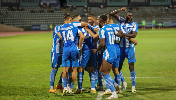 Отборът продължава подготовката си за мача с "Беласица" - Петрич под ръководството на Танчовски Отборът продължава подготовката си за мача с "Беласица" - Петрич под ръководството на Танчовски