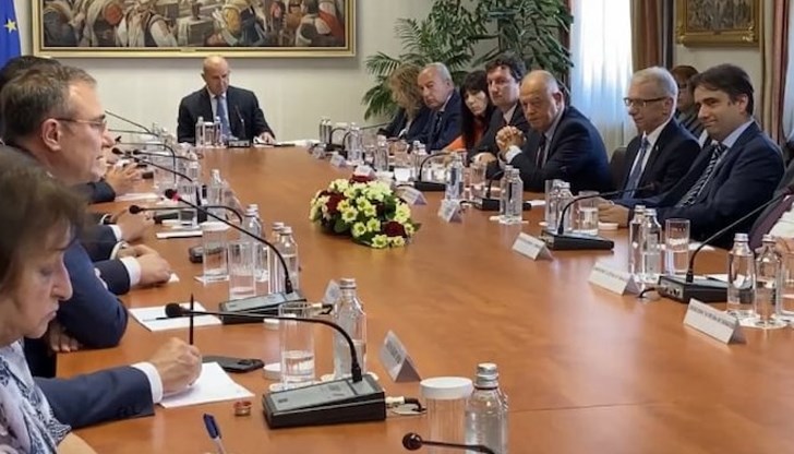 Ниската избирателна активност заплашва легитимността на Народното събрание, според председателя на ПГ на БСП за България Ниската избирателна активност заплашва легитимността на Народното събрание, според председателя на ПГ на БСП за България