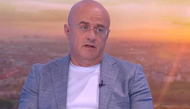 Журналисти и анализатори коментираха последните политически събития Журналисти и анализатори коментираха последните политически събития