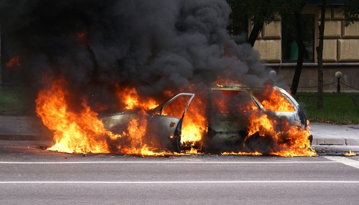 По време на движение е светнала лампата за филтъра на твърди частици, съобщи шофьорът По време на движение е светнала лампата за филтъра на твърди частици, съобщи шофьорът