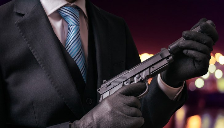 Престъплението е извършено с оръжие със заглушител, което е изоставено на местопрестъплението Престъплението е извършено с оръжие със заглушител, което е изоставено на местопрестъплението