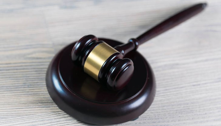 Иван Георгиев, представител на дружеството „Роудуей кънстракшън“, прекара в ареста 24 часа Иван Георгиев, представител на дружеството „Роудуей кънстракшън“, прекара в ареста 24 часа