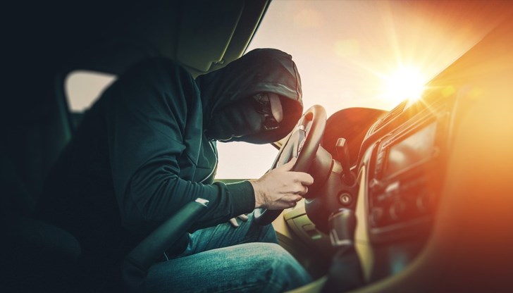 Бързо са избягали от мястото на нападението Бързо са избягали от мястото на нападението